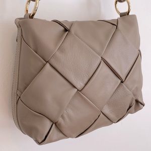 Woven Leather Shoulder Bag in Taupe
